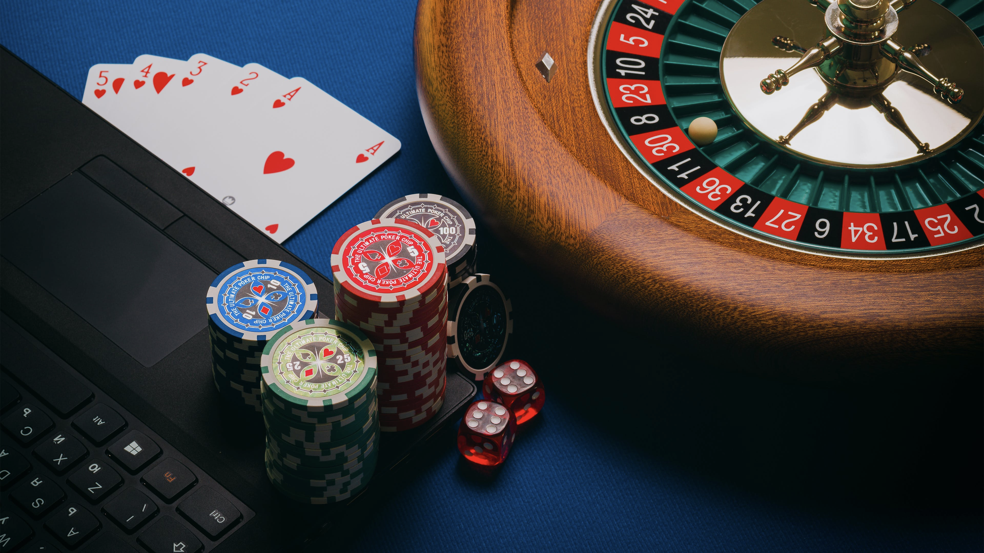 How to Win While Playing Online Casino Games